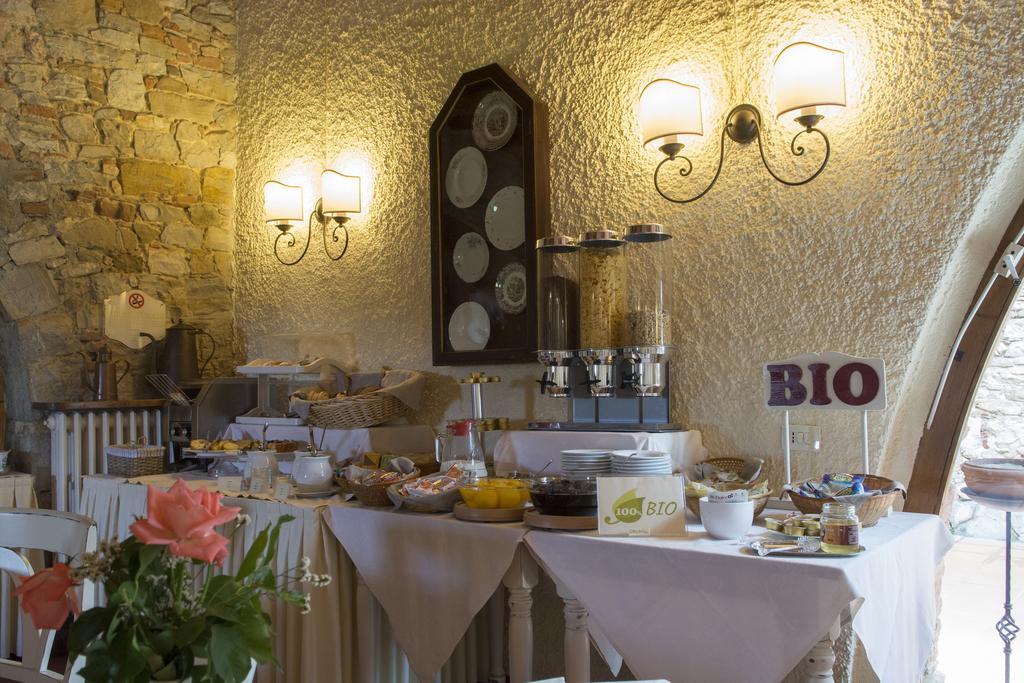 Hotel Belvedere Di San Leonino Кастелина ин Кианти Екстериор снимка
