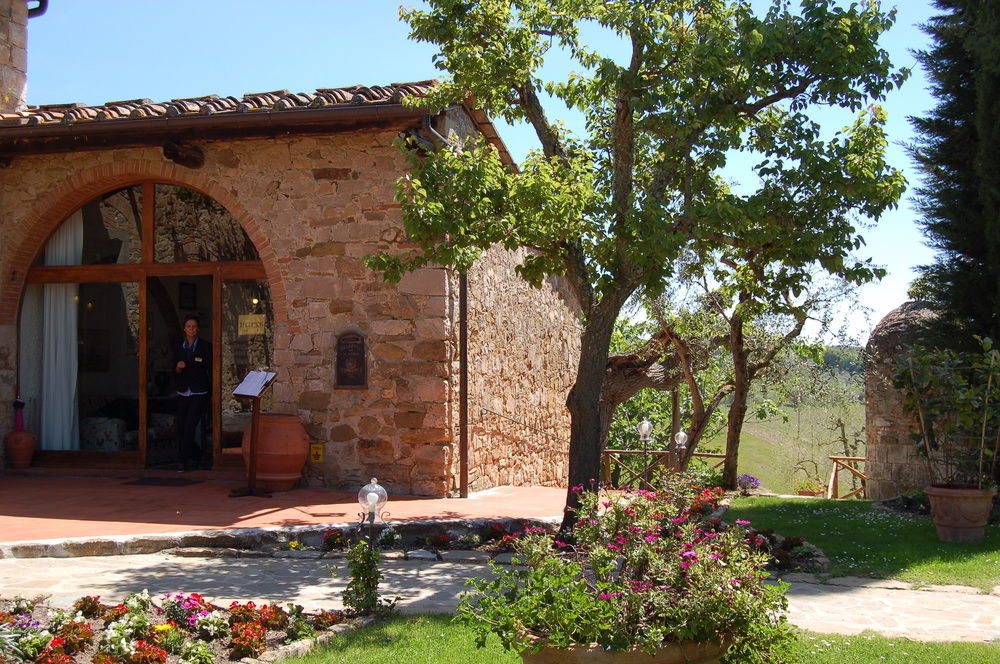 Hotel Belvedere Di San Leonino Кастелина ин Кианти Екстериор снимка